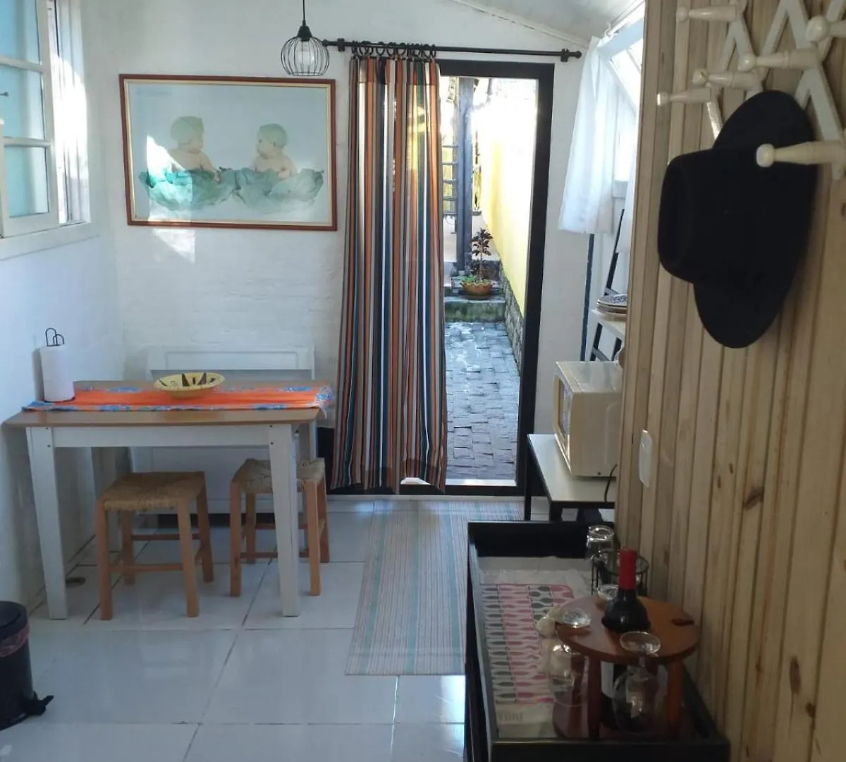 Casa de Férias Sambaqui - Casa De Hospedes Kitinet Florianópolis